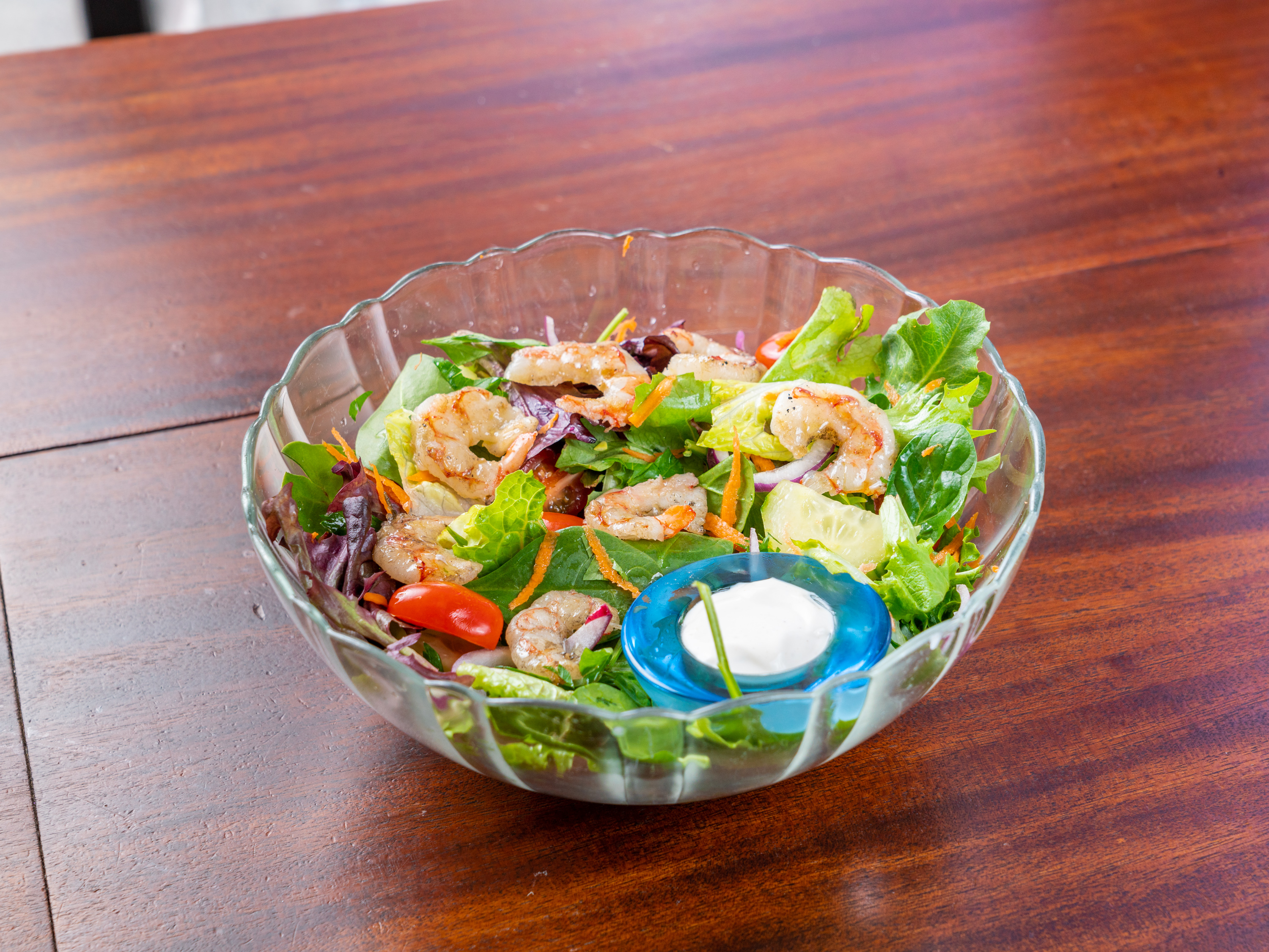 Order Lunch House Salad with Shrimp food online from Lou Lou's Wings & Moore store, Lynbrook on bringmethat.com