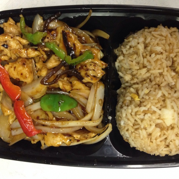 Order D15. Chicken with Garlic Sauce Dinner Special food online from Hunan Garden store, Houston on bringmethat.com