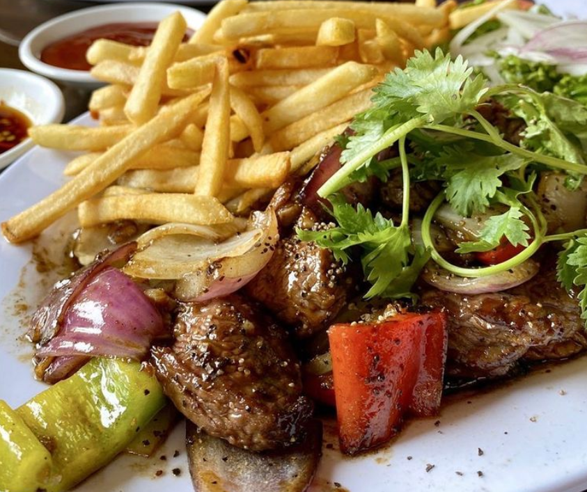 Order Bo Luc Lac French Fries (Filet mignon) food online from Duyen Dang store, San Jose on bringmethat.com
