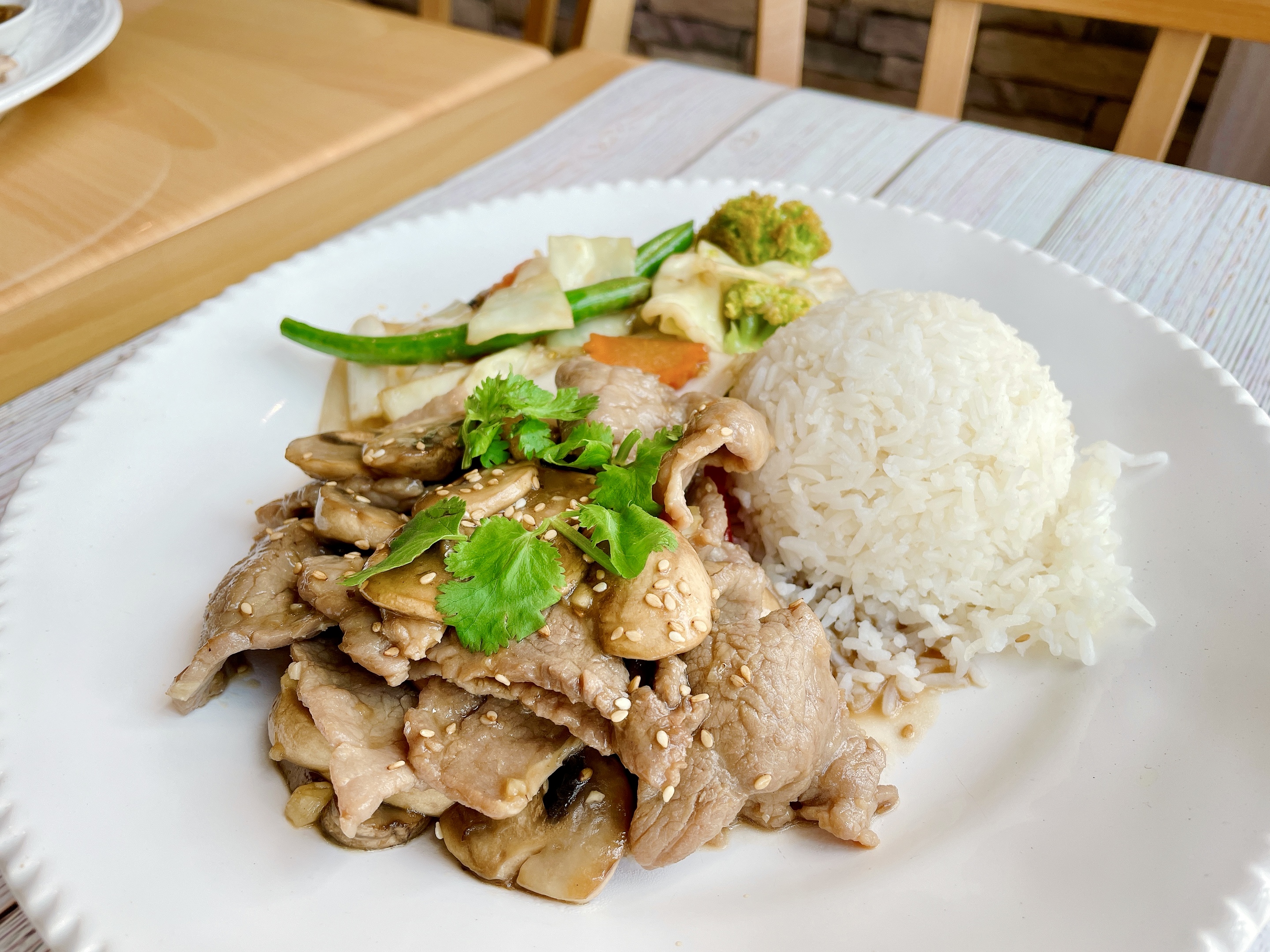 Order Sesame Beef food online from Bamboo store, Brighton on bringmethat.com
