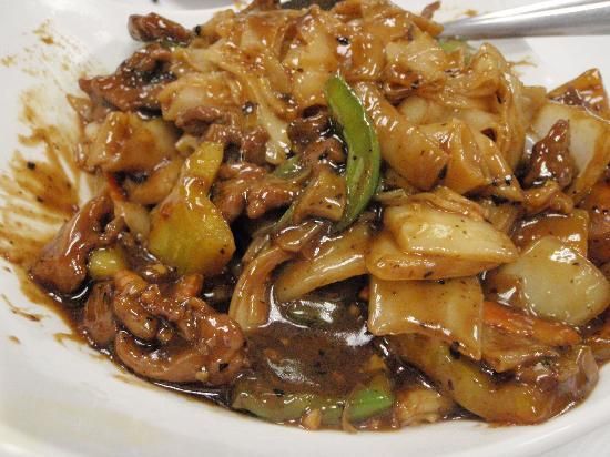 Order D07. Beef in Black Bean Sauce Chow Fun food online from Wok Station store, San Francisco on bringmethat.com
