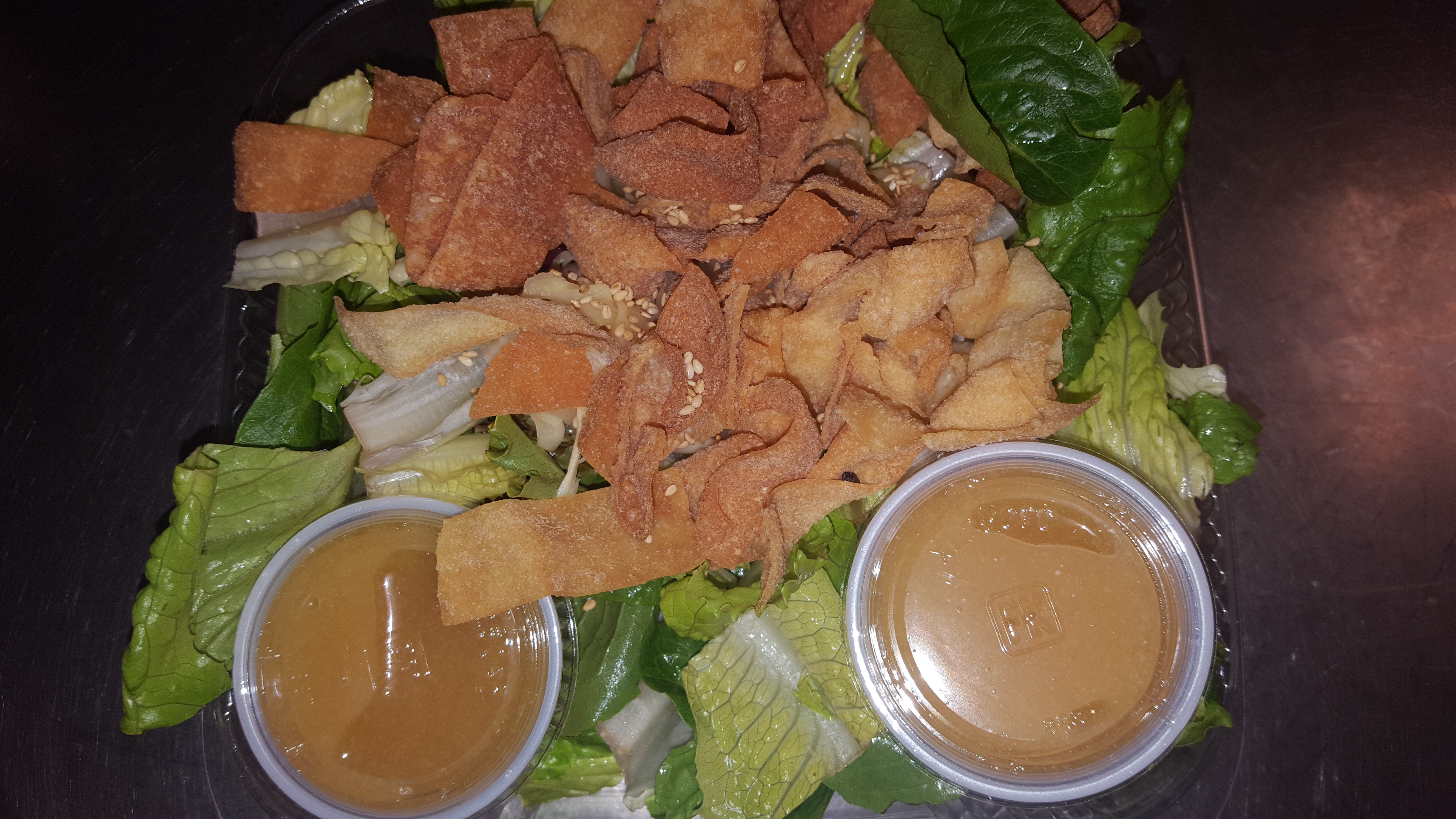 Order K3. Green Salad food online from 88 Chinese & Sushi Sherman Oaks store, Van Nuys on bringmethat.com