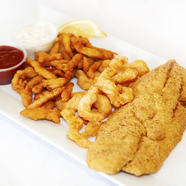 Order Wolf's Southern Fried Fish Fillet Dinner food online from Wolf's Bar-B-Q store, Evansville on bringmethat.com