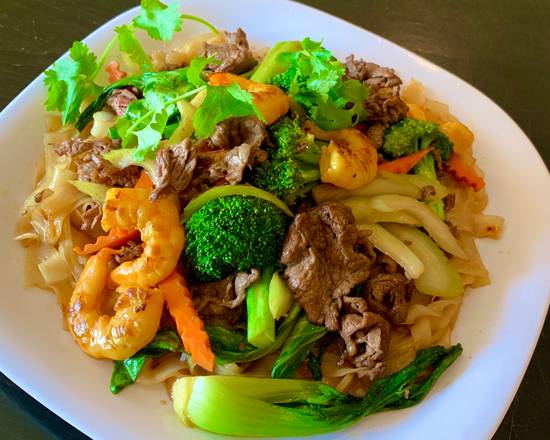 Order House Special Combo food online from Pho House store, Oceanside on bringmethat.com