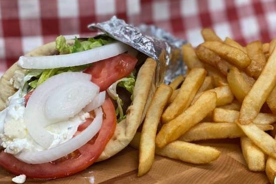 Order Gyro Platter food online from Manny & Olga's Pizza store, Wheaton on bringmethat.com