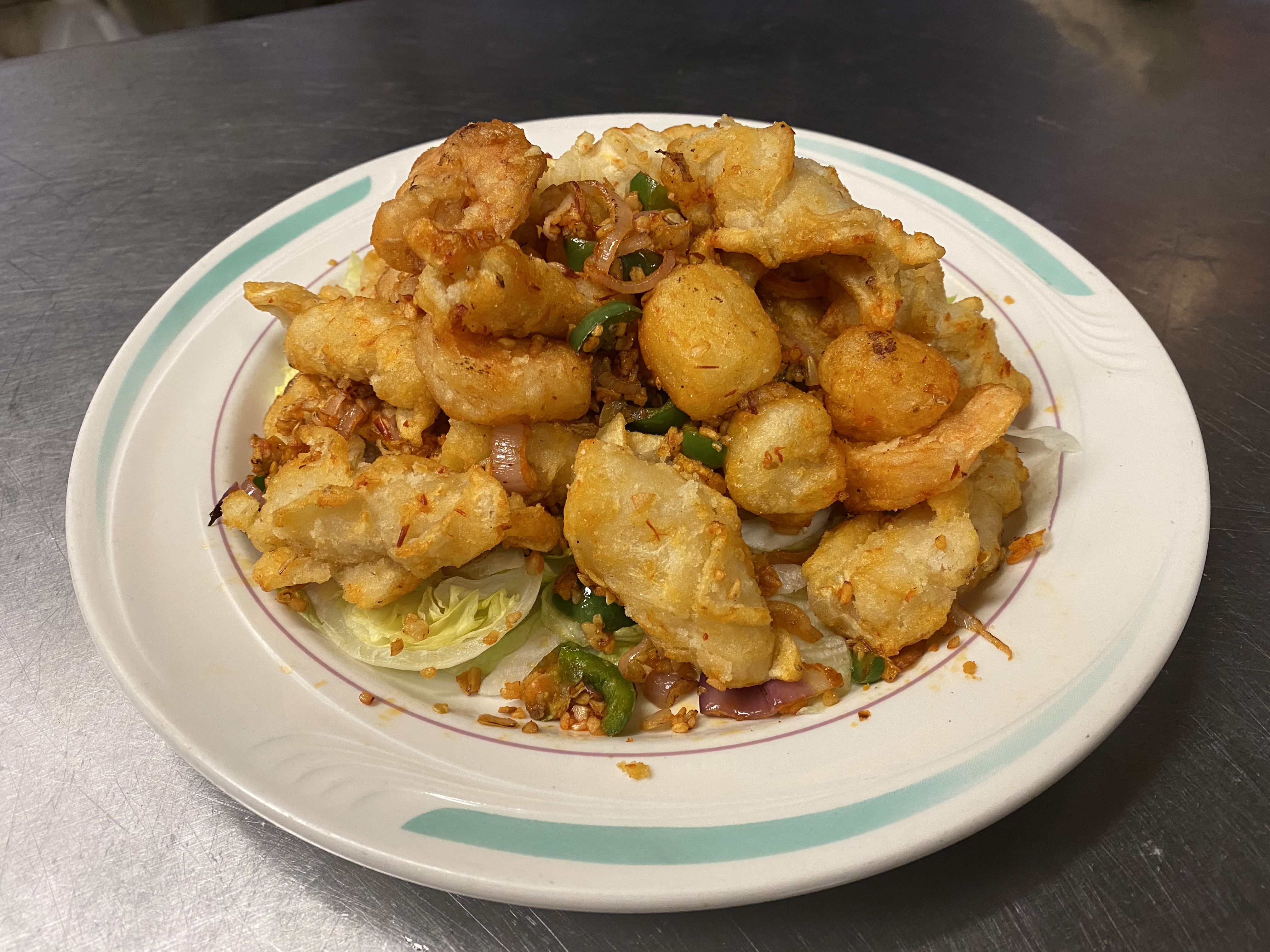 Order 椒 鹽 三 鮮 / Spicy Salted Squid, Shrimp & Scallops food online from Chao Zhou Restaurant store, Madison Heights on bringmethat.com