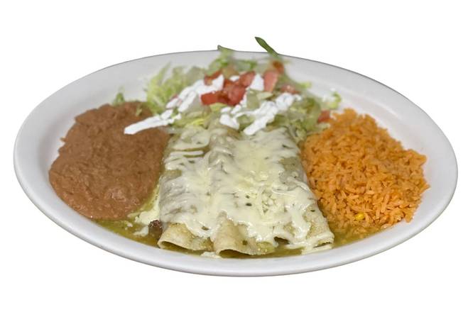Order Green Enchiladas (3 pcs) food online from El Bracero Bar & Grill store, San Antonio on bringmethat.com