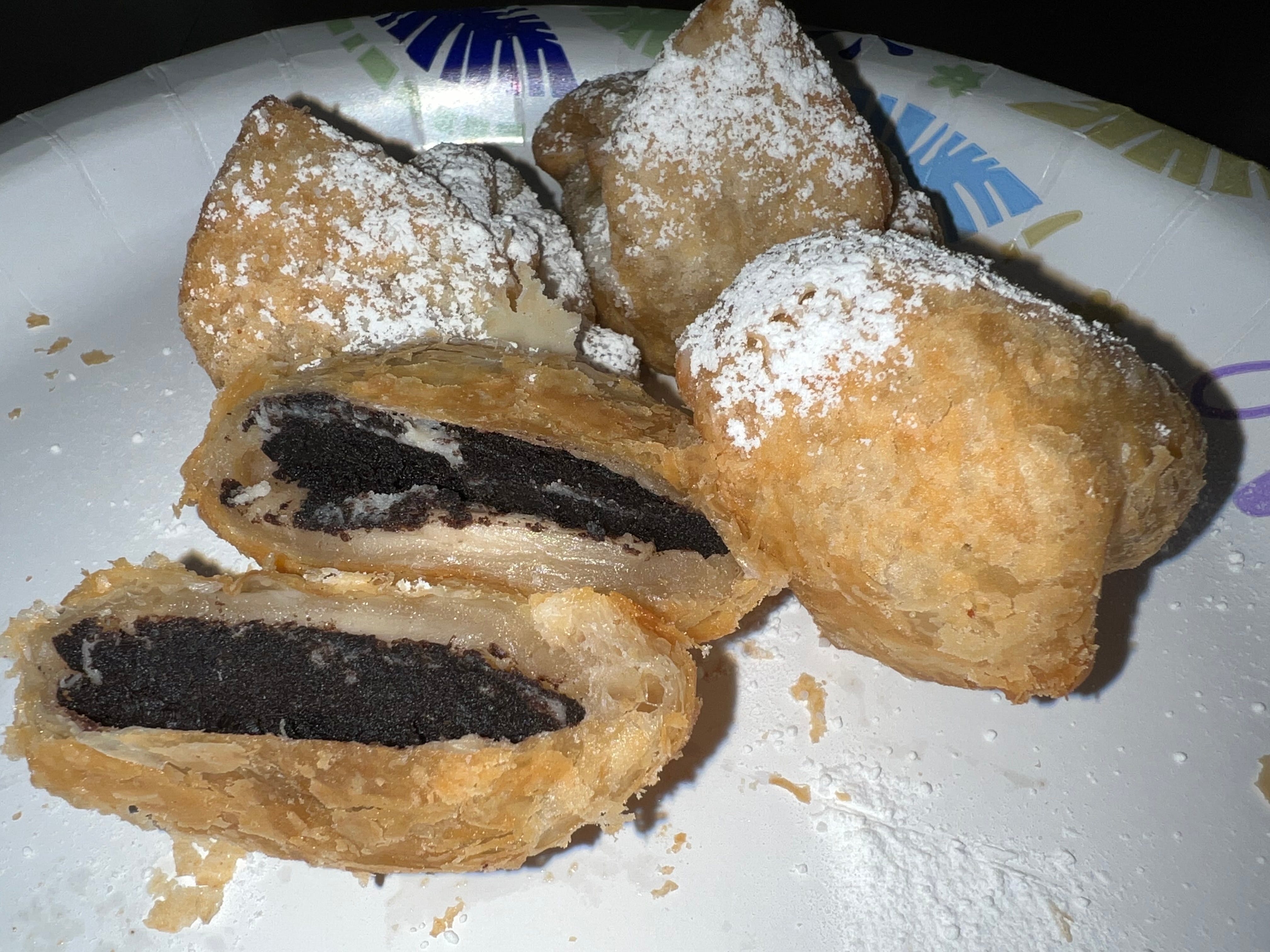 Order Fried Oreos - 4 Pieces food online from Santoro's Of Peabody store, Peabody on bringmethat.com