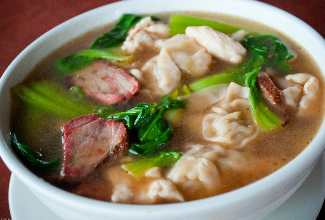 Order West Hollywood Wonton Soup - Quart food online from Kung Pao China Bistro store, West Hollywood on bringmethat.com