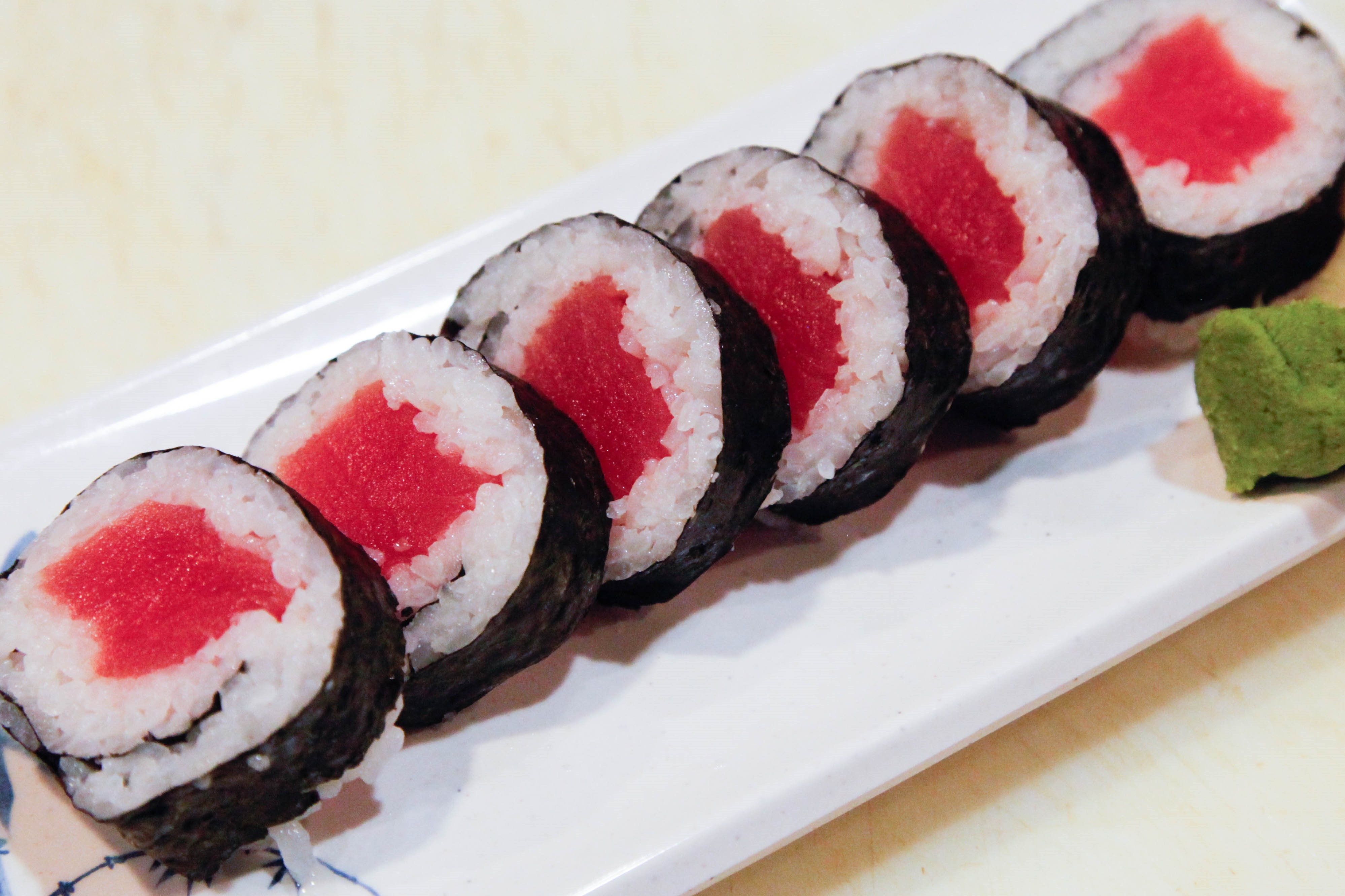 Order Tekka Roll food online from Shirasoni Japanese Restaurant store, Alameda on bringmethat.com