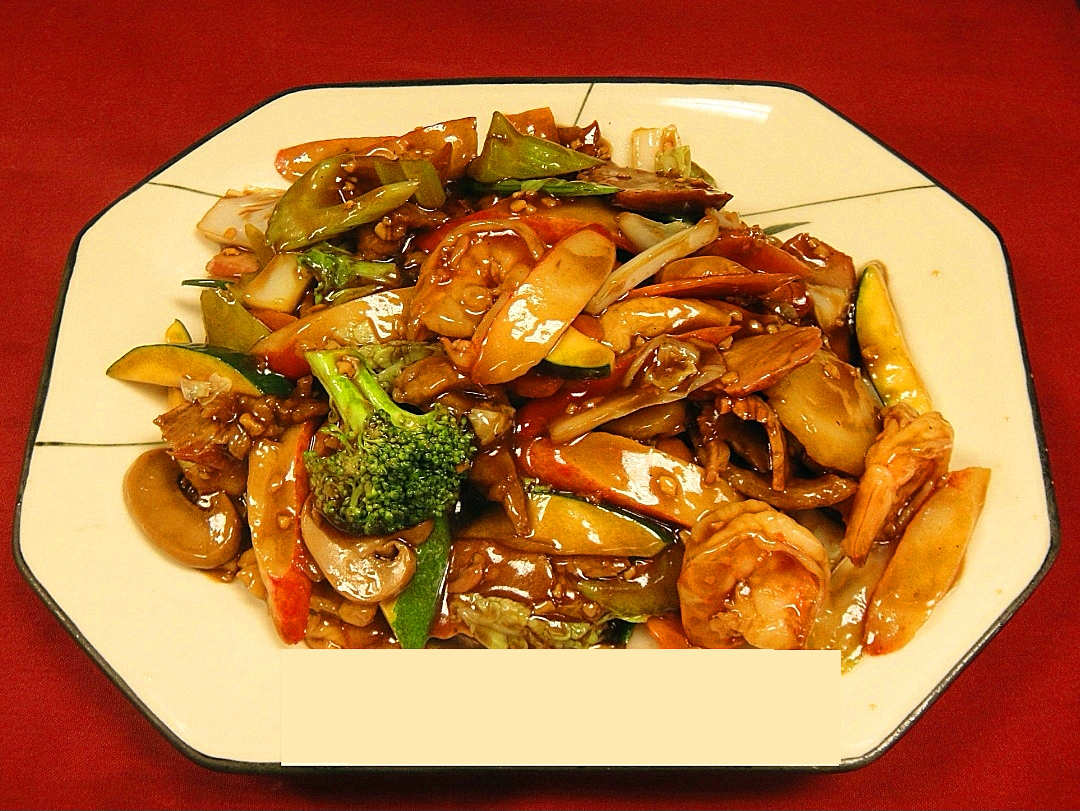 Order CS02. Happy Family food online from China Pot store, McKinney on bringmethat.com