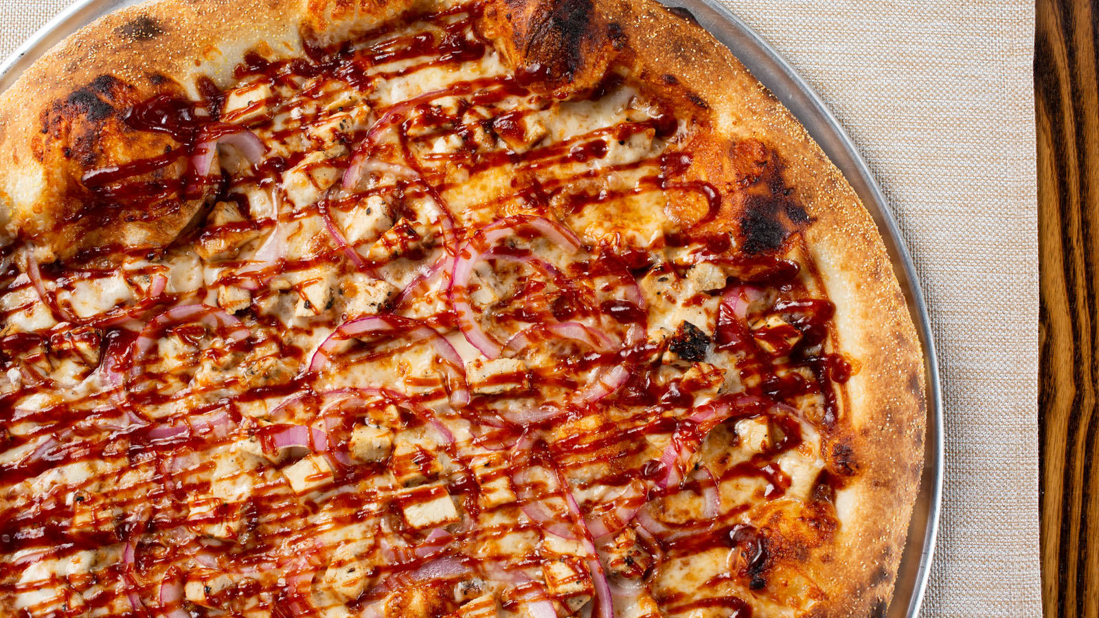 Order 15" NY Crust Style BBQ Chicken Pizza food online from TJ's Woodfire Pizza store, San Clemente on bringmethat.com