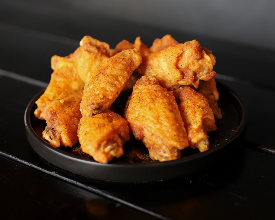 Order Classic 6 Piece food online from Detroit Wing Company store, Northville on bringmethat.com