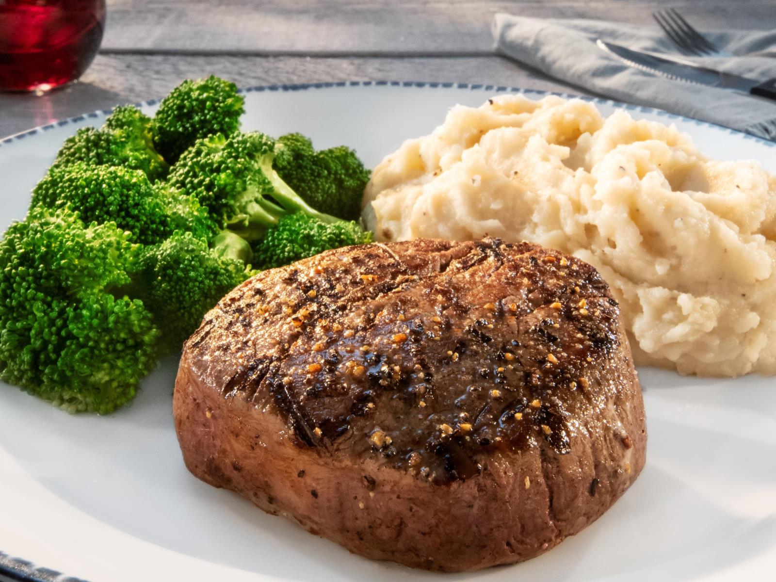 Order 6 Oz. Filet Mignon** food online from Red Lobster store, Youngstown on bringmethat.com