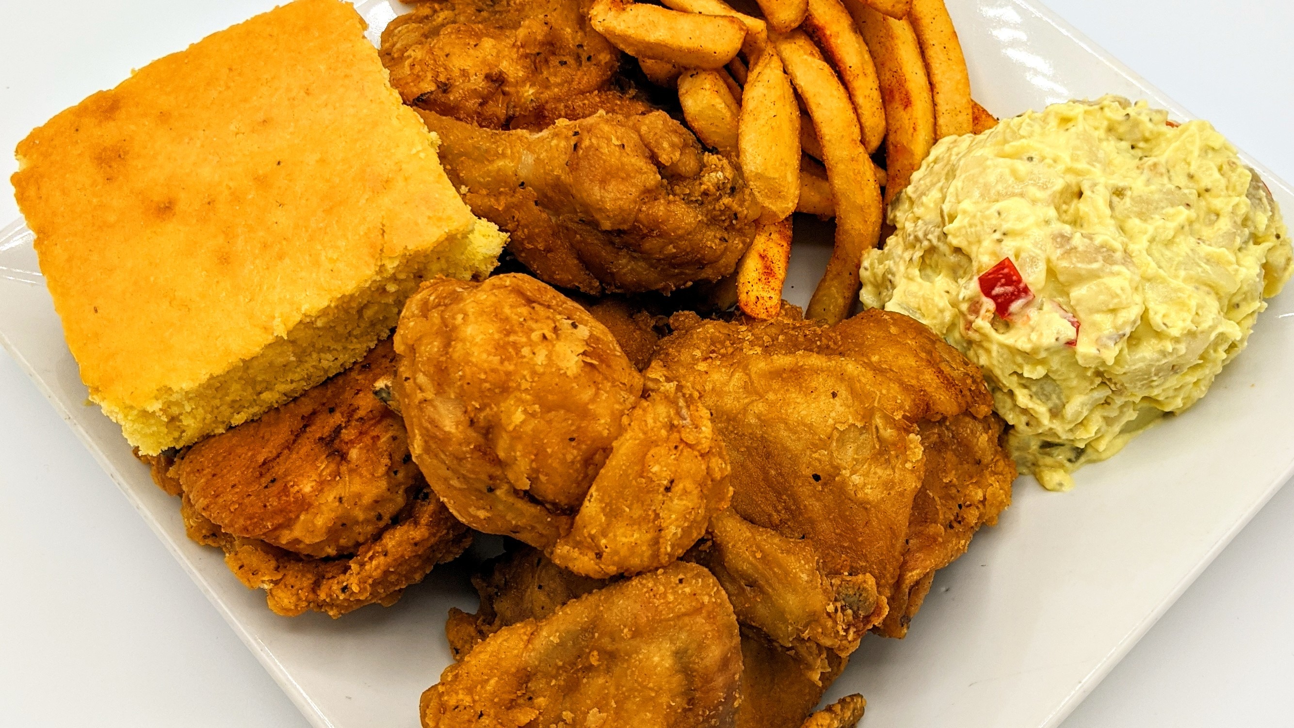 Order Fried Chicken - Family (8-Pieces) food online from Rumis Market & Grill store, Cleveland on bringmethat.com