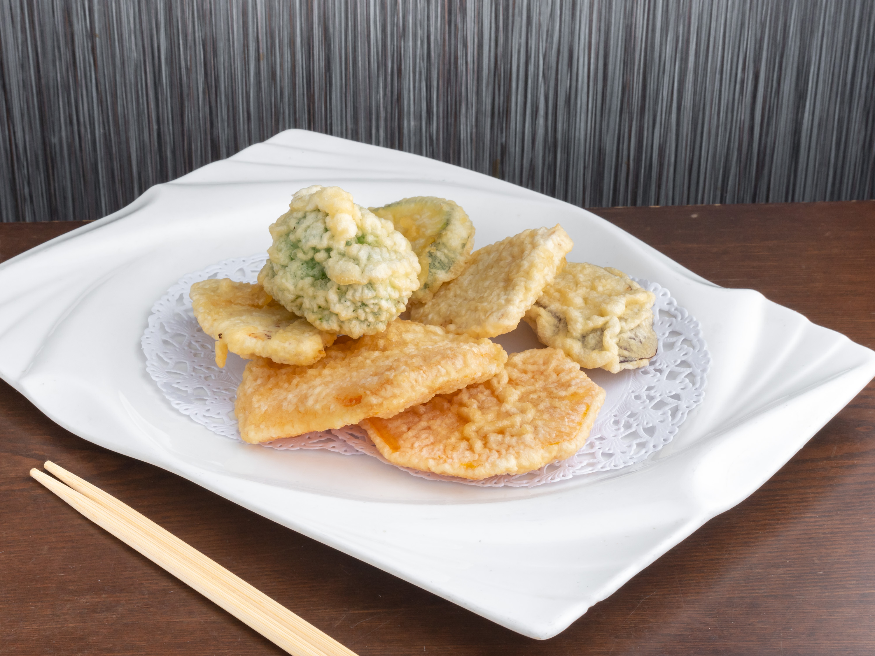 Order Vegetable Tempura food online from Sushi Oya store, New York on bringmethat.com