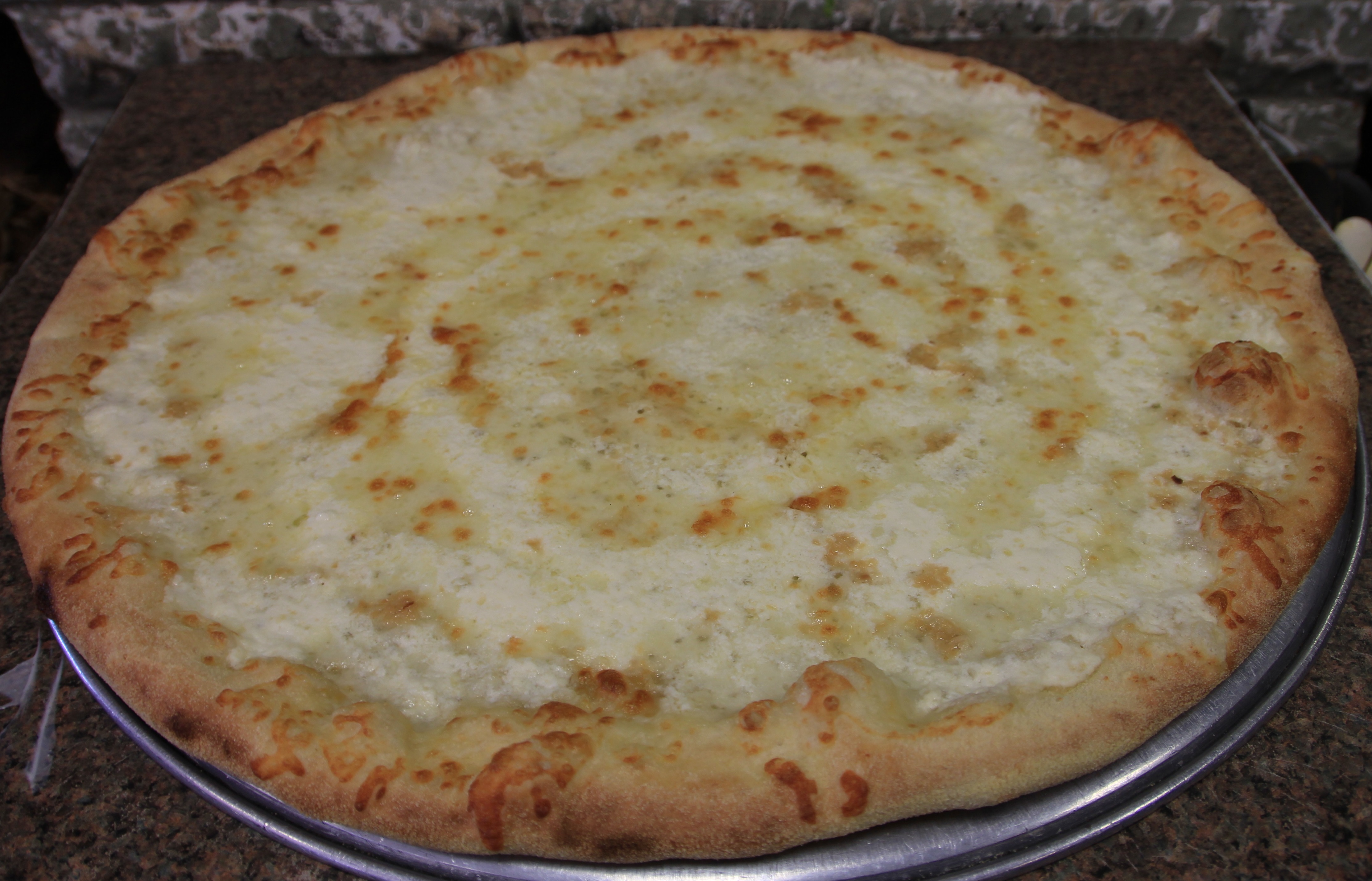 Order Bianca White Pizza food online from Davinci The Art Of Brick Oven Pizza store, Montclair on bringmethat.com