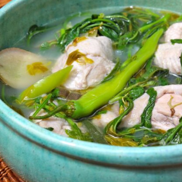 Order B10. Sinampalukang Manok Soup food online from Kabayan Restaurant store, Woodside on bringmethat.com