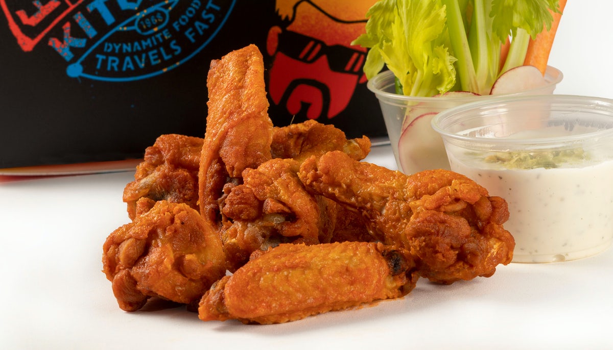 Order Buffalo Wings food online from Guy Fieri Flavortown Kitchen store, Columbus on bringmethat.com
