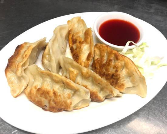 Order 锅贴Chicken Pot Sticker (6pcs) food online from Full Moon House store, Los Angeles on bringmethat.com