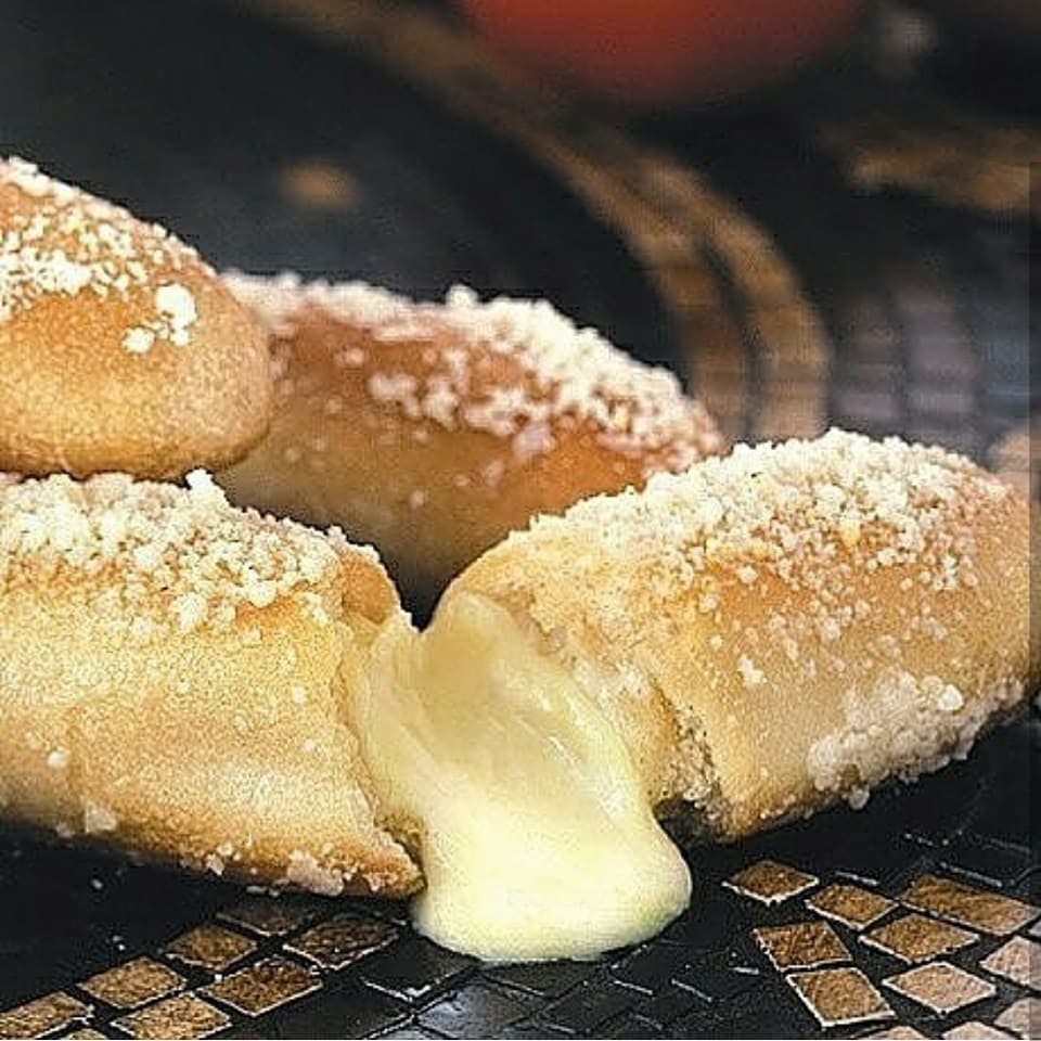 Order Bread Sticks - 4 Pieces food online from Elicia Pizza store, St Louis on bringmethat.com