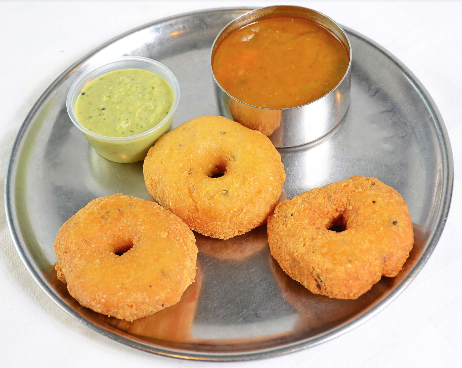 Order Maidu Vada (3 pcs) food online from Shri Balaji Bhavan store, Houston on bringmethat.com
