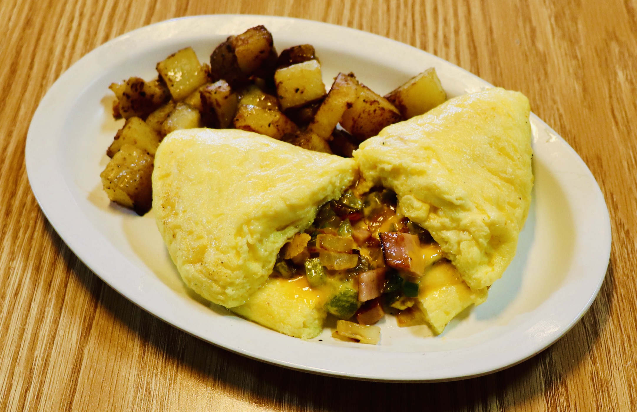Order Country Omelette food online from Charlie Cafe store, Norfolk on bringmethat.com