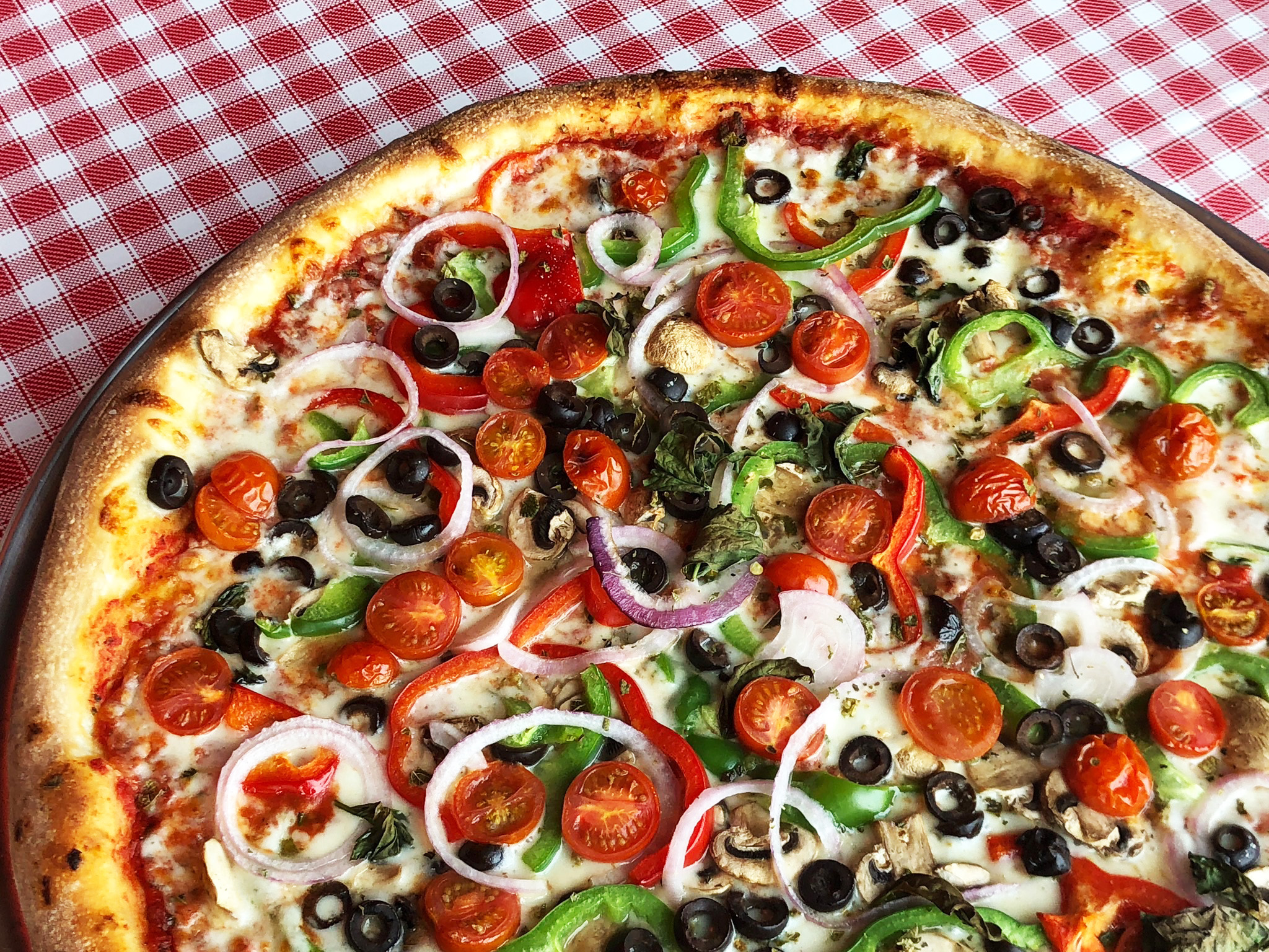 Order Veggie Veggie Pizza food online from Southside Pizza store, Seattle on bringmethat.com