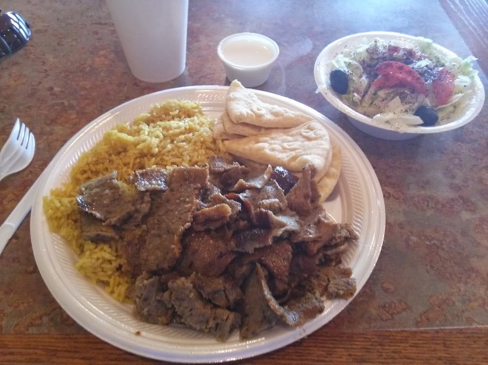Order 17. Chicken Gyro Plate food online from Cafe Aladdin store, Fargo on bringmethat.com