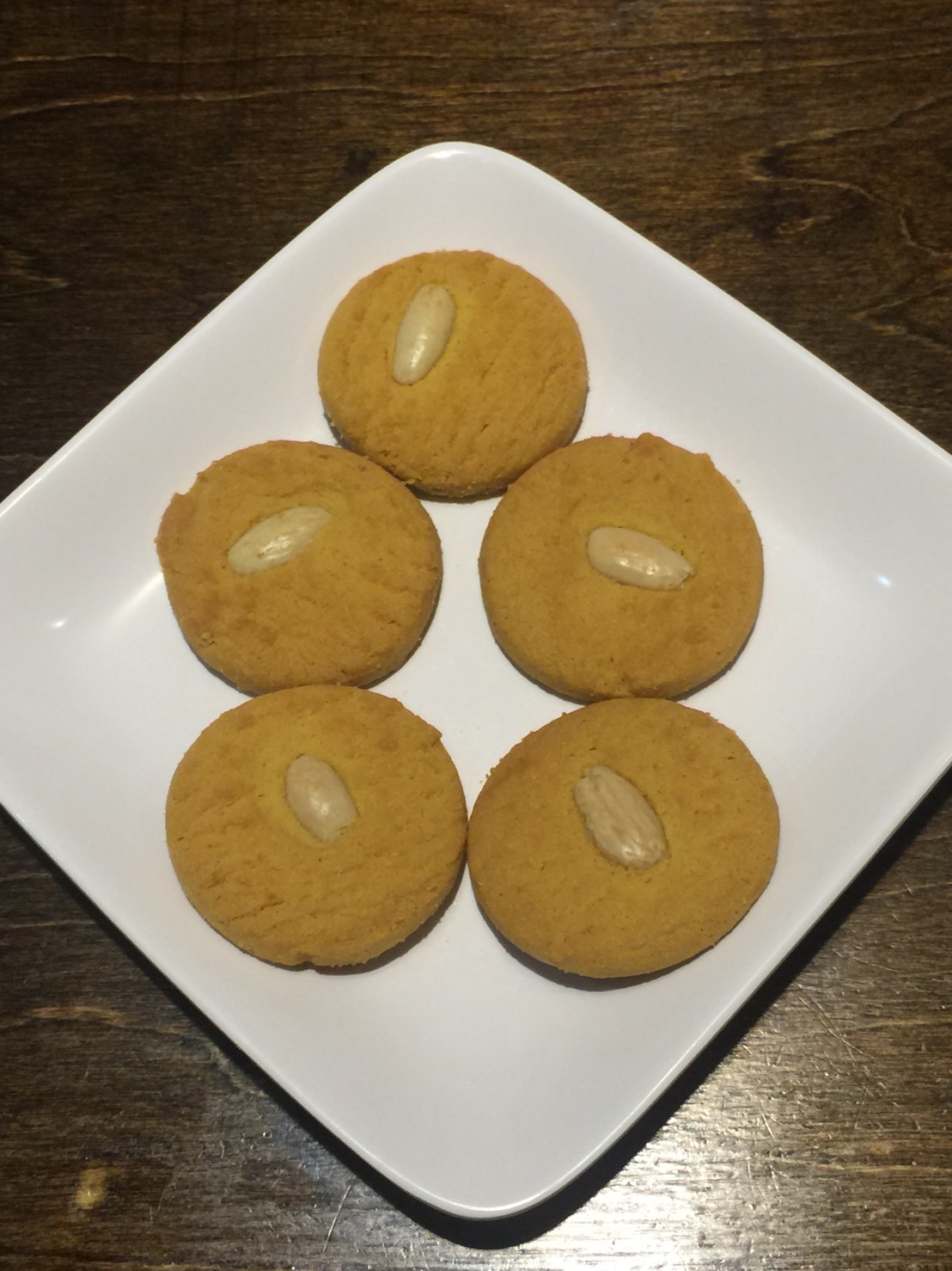 Order Almond cookies (5 pcs) food online from Thai Lily Cafe store, Houston on bringmethat.com