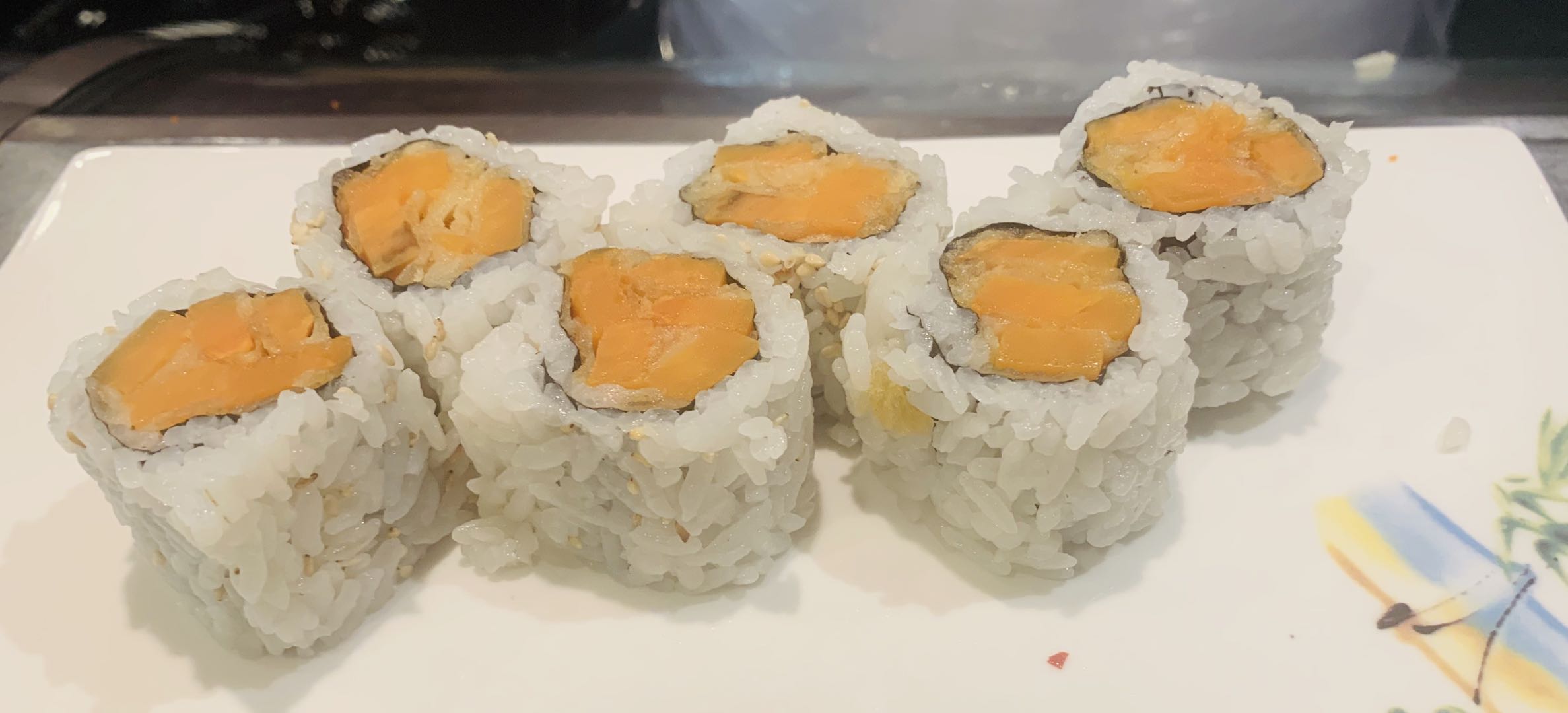 Order 6. Sweet Potato Roll food online from Sushi Para M store, Chicago on bringmethat.com