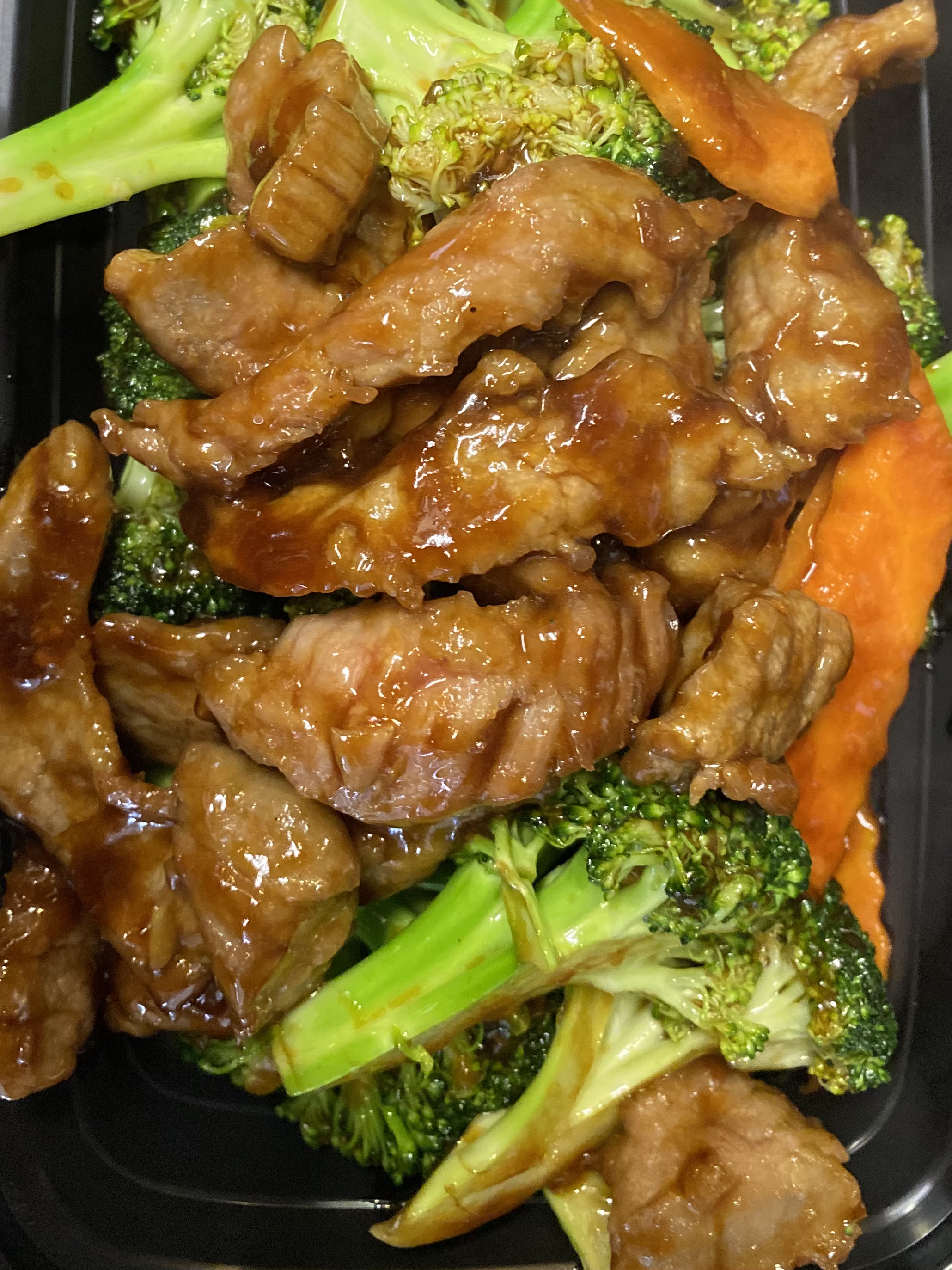 Order 45. Beef with Broccoli food online from Happy Garden Chinese Restaurant store, Revere on bringmethat.com