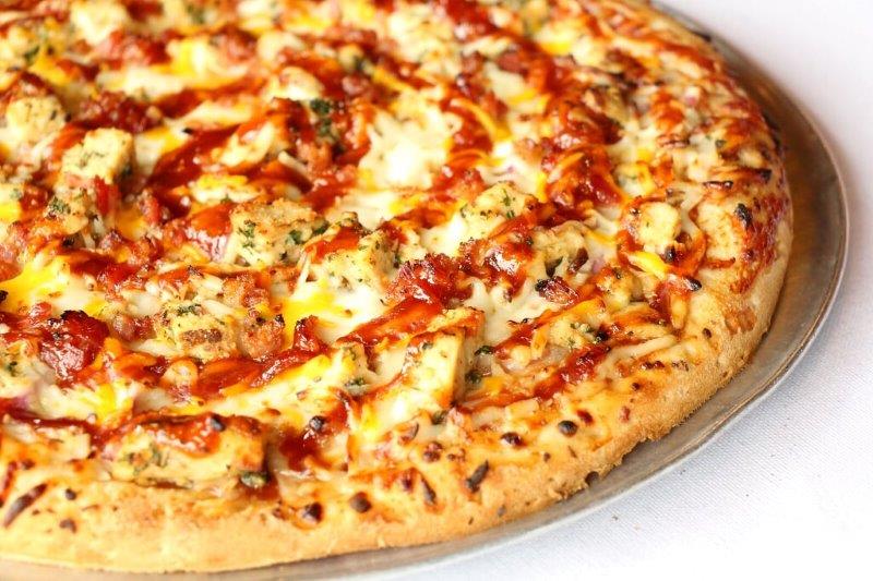 Order Maria's BBQ Chicken Pizza food online from Palio's Pizza Cafe store, Amarillo on bringmethat.com