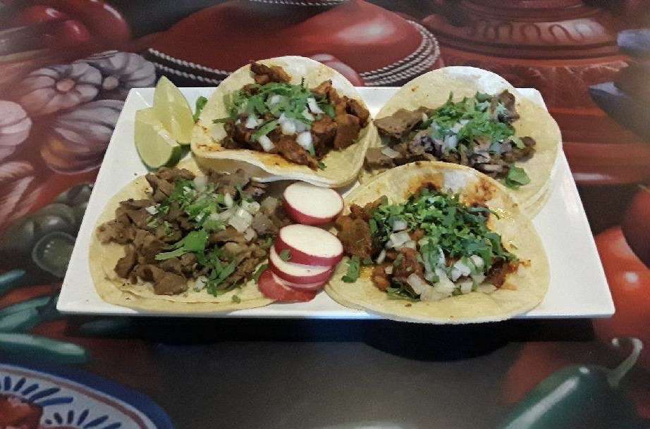 Order Taco De Bistec food online from La Chancla store, Eagleville on bringmethat.com