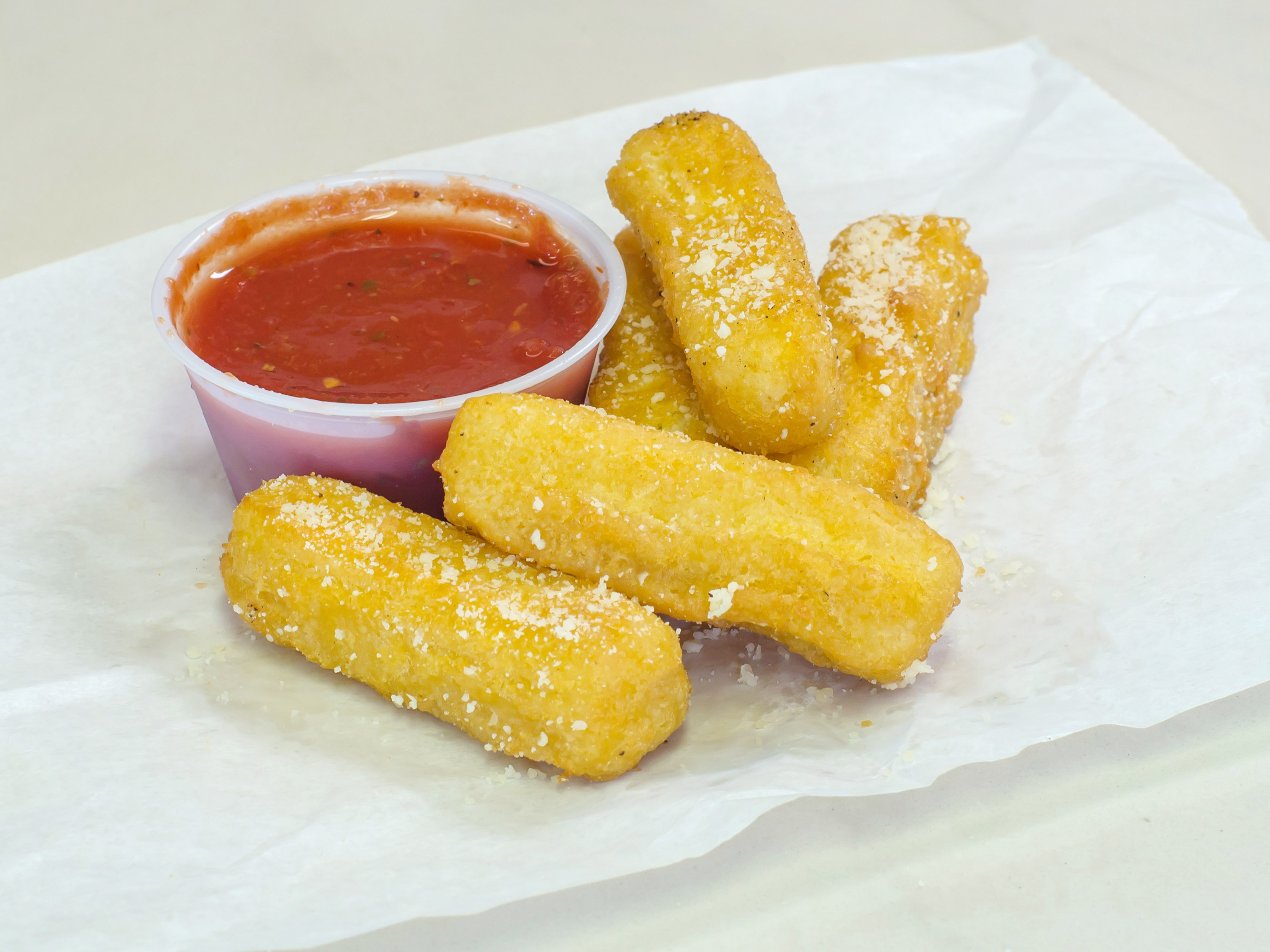 Order Mozzarella Sticks food online from Hot Box Pizza & Wings store, South Park Township on bringmethat.com