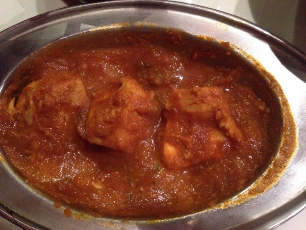 Order Chicken Curry food online from Royal India Bistro store, Lexington on bringmethat.com