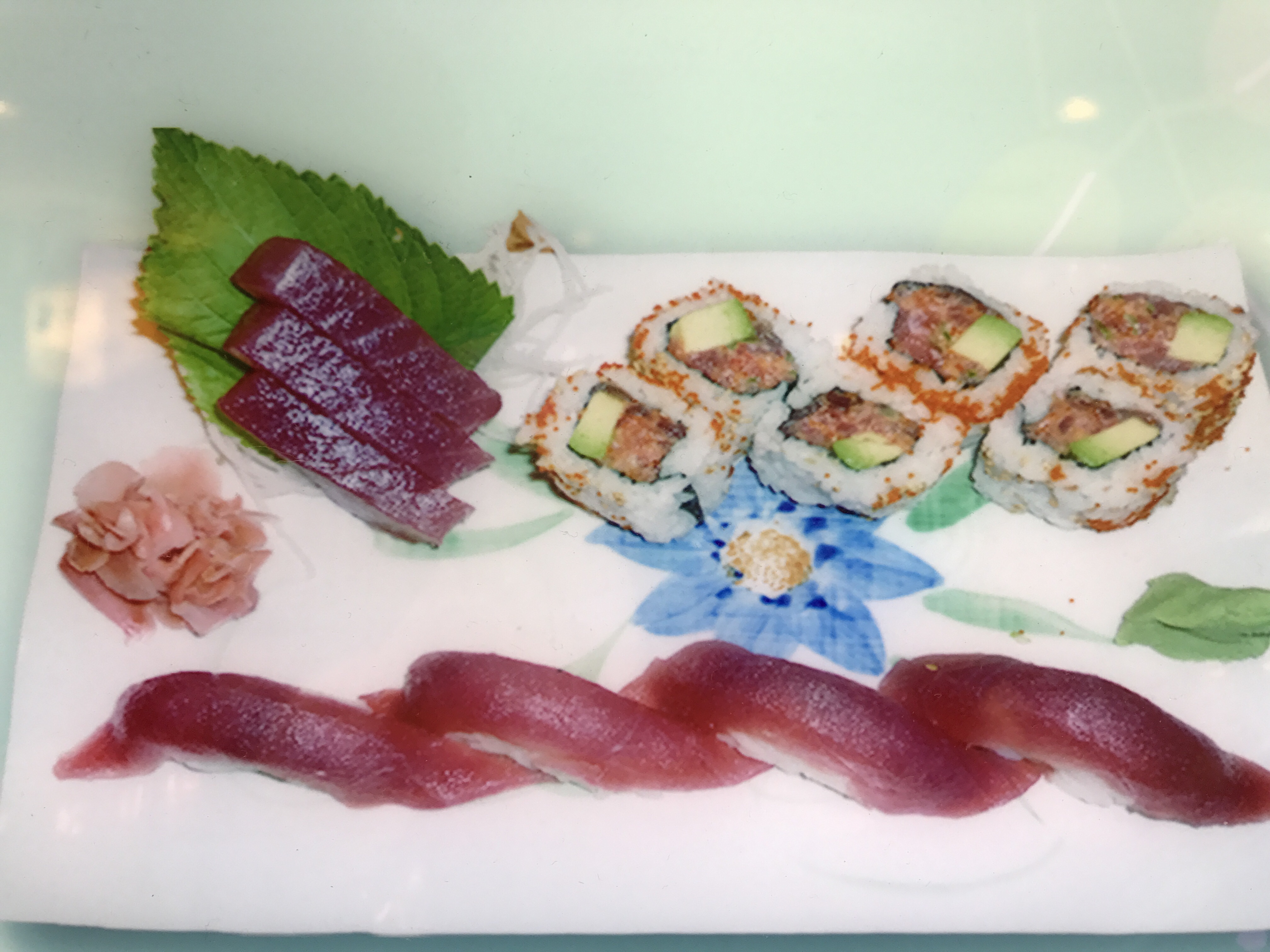 Order Tuna Lover food online from Aburi sushi bar store, Brooklyn on bringmethat.com