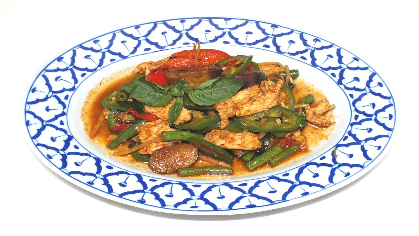 Order C9. Pad Ped food online from Ruang Thai Restaurant store, Plano on bringmethat.com
