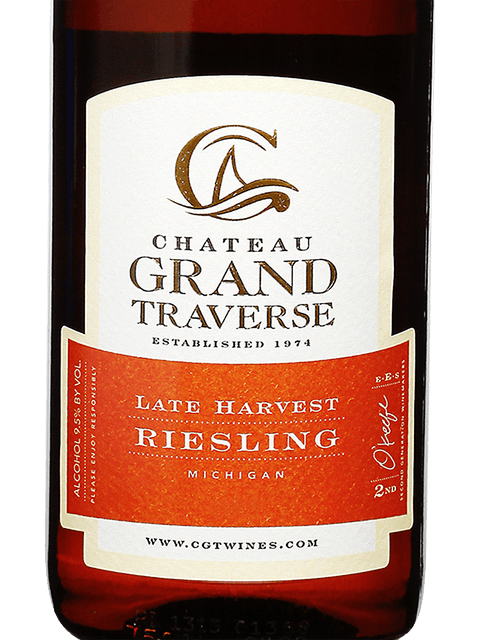 Order Chateau Grand Traverse Semi Dry Riesling food online from Danzon store, Grand Rapids on bringmethat.com