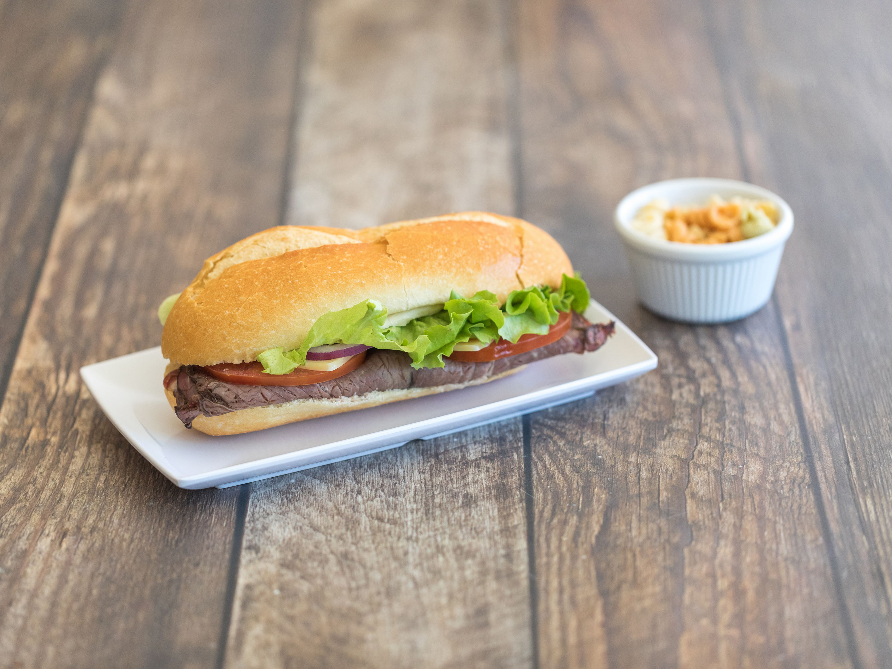 Order Roast Beef Sandwich food online from Maxi Luncheonette store, Sorrento Valley on bringmethat.com