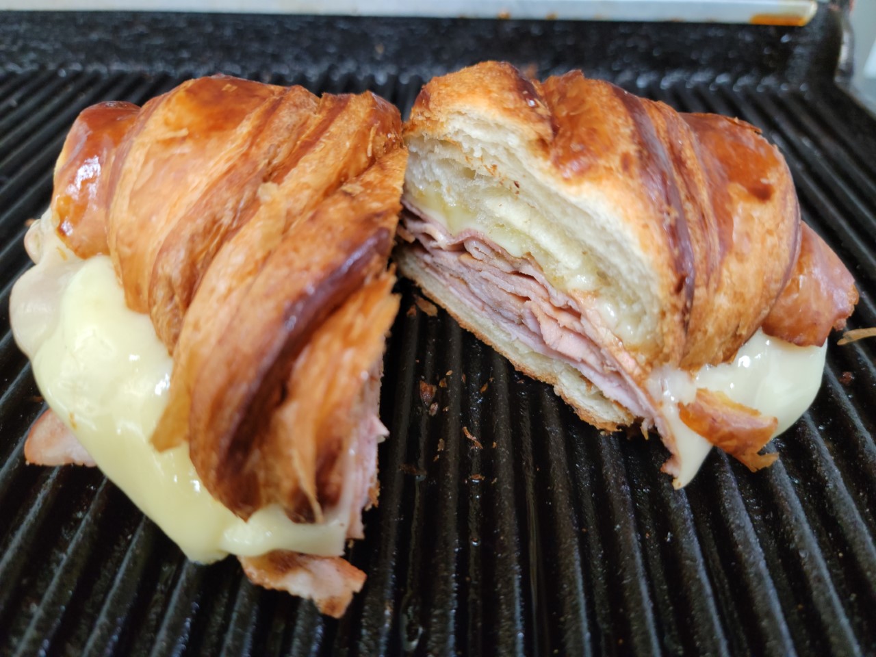 Order 5. Ham and Swiss Croissant food online from Bellissimo Venice store, Venice on bringmethat.com