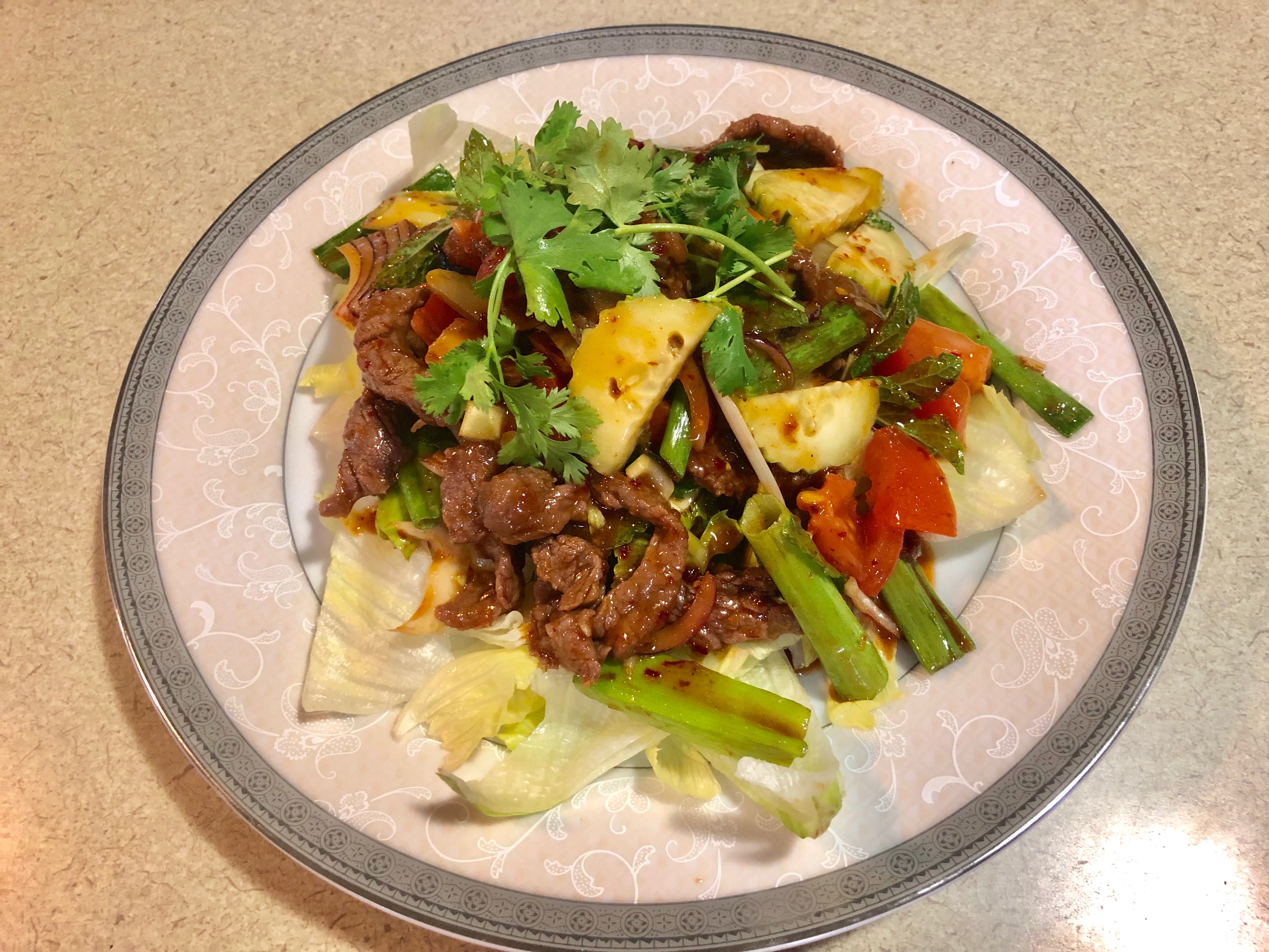 Order Beef Salad food online from Noodle N Thai store, Springfield on bringmethat.com