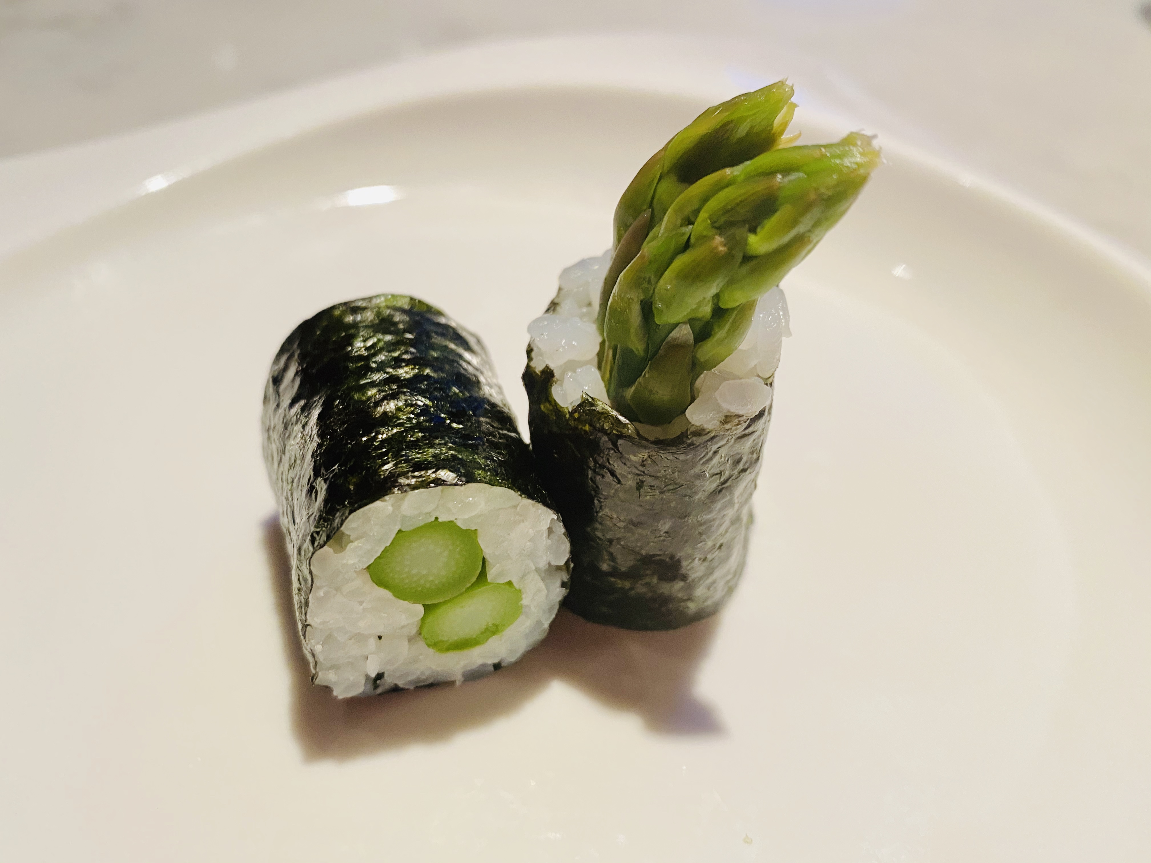 Order Asparagus Roll food online from Zutto Japanese American Pub store, New York on bringmethat.com