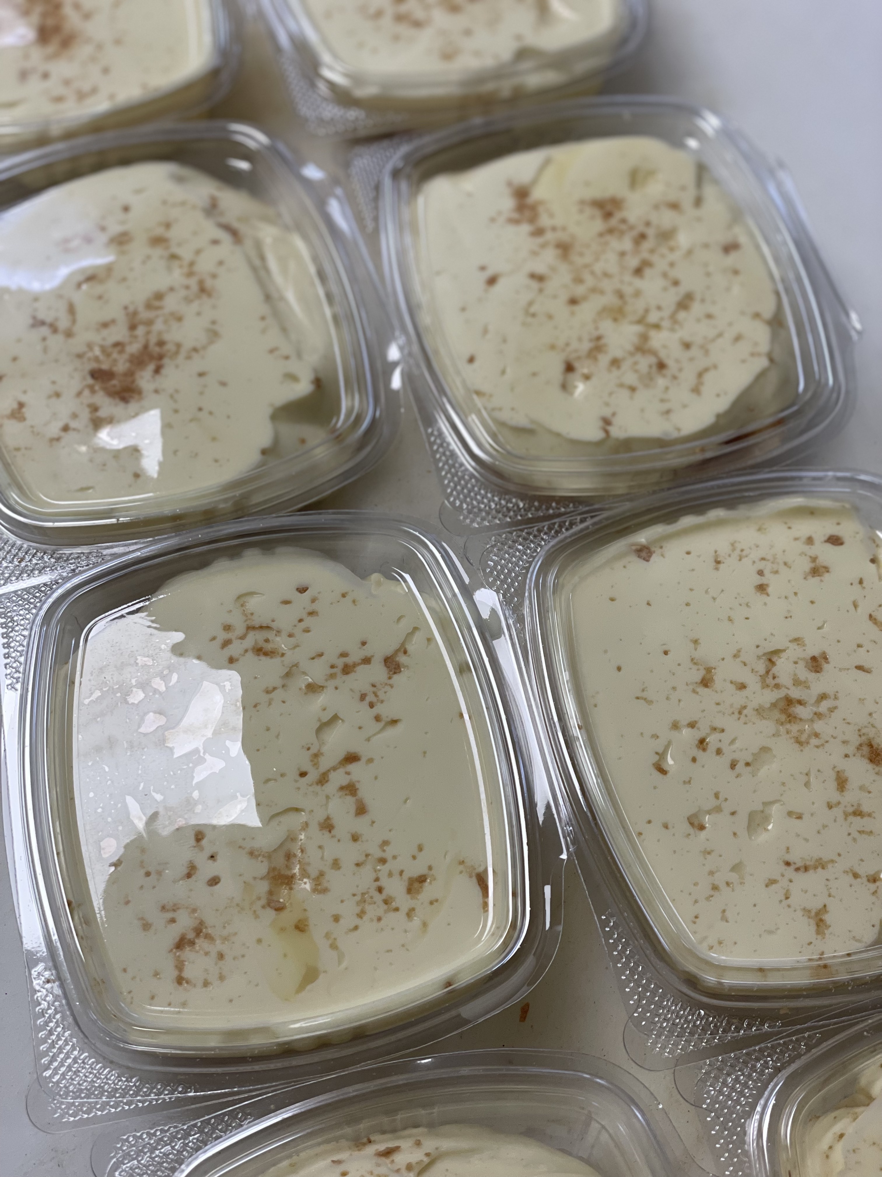 Order Banana Pudding food online from Rae Gourmet Sandwich Shoppe store, Nashville on bringmethat.com