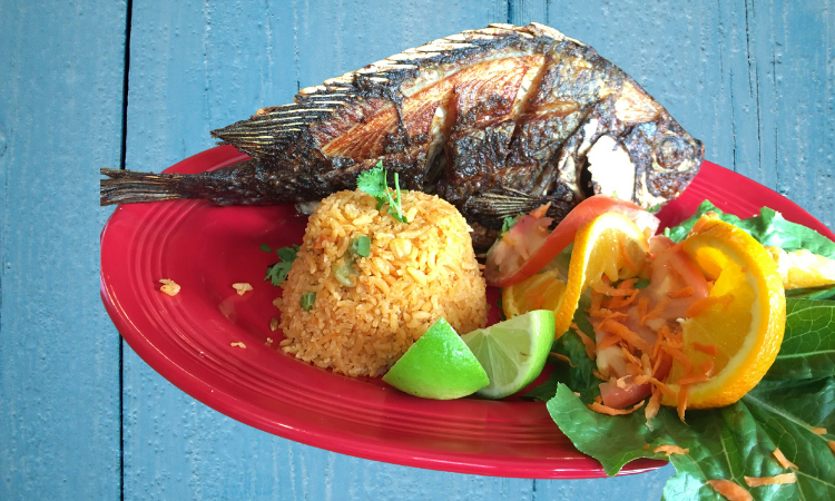 Order Mojarra Frita food online from Don Pepe store, Chicago on bringmethat.com