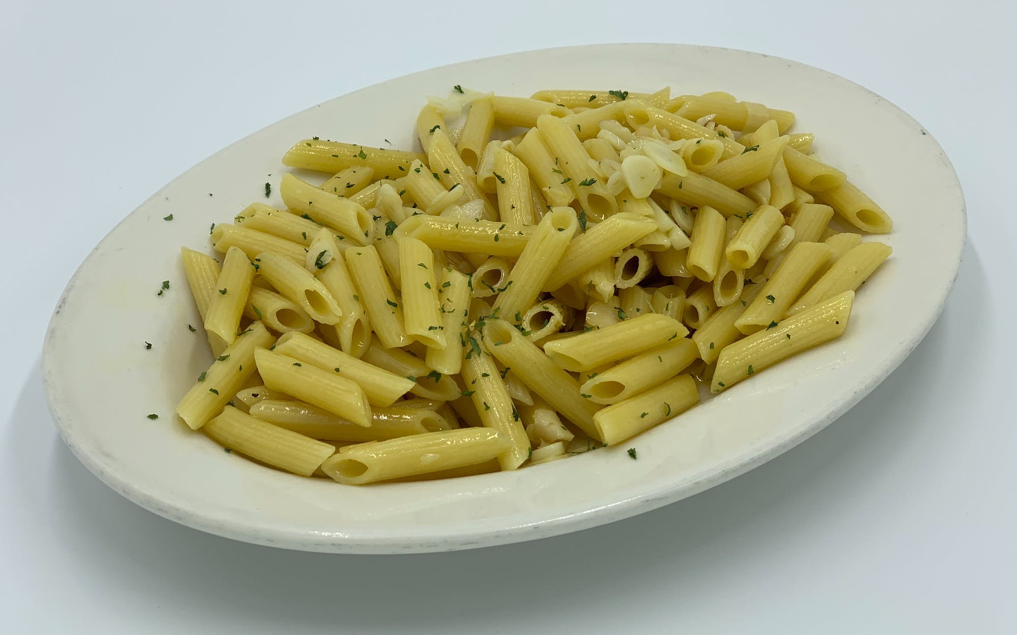Order Pasta with Garlic & Oil - Pasta food online from Mario Pizza store, Westbury on bringmethat.com