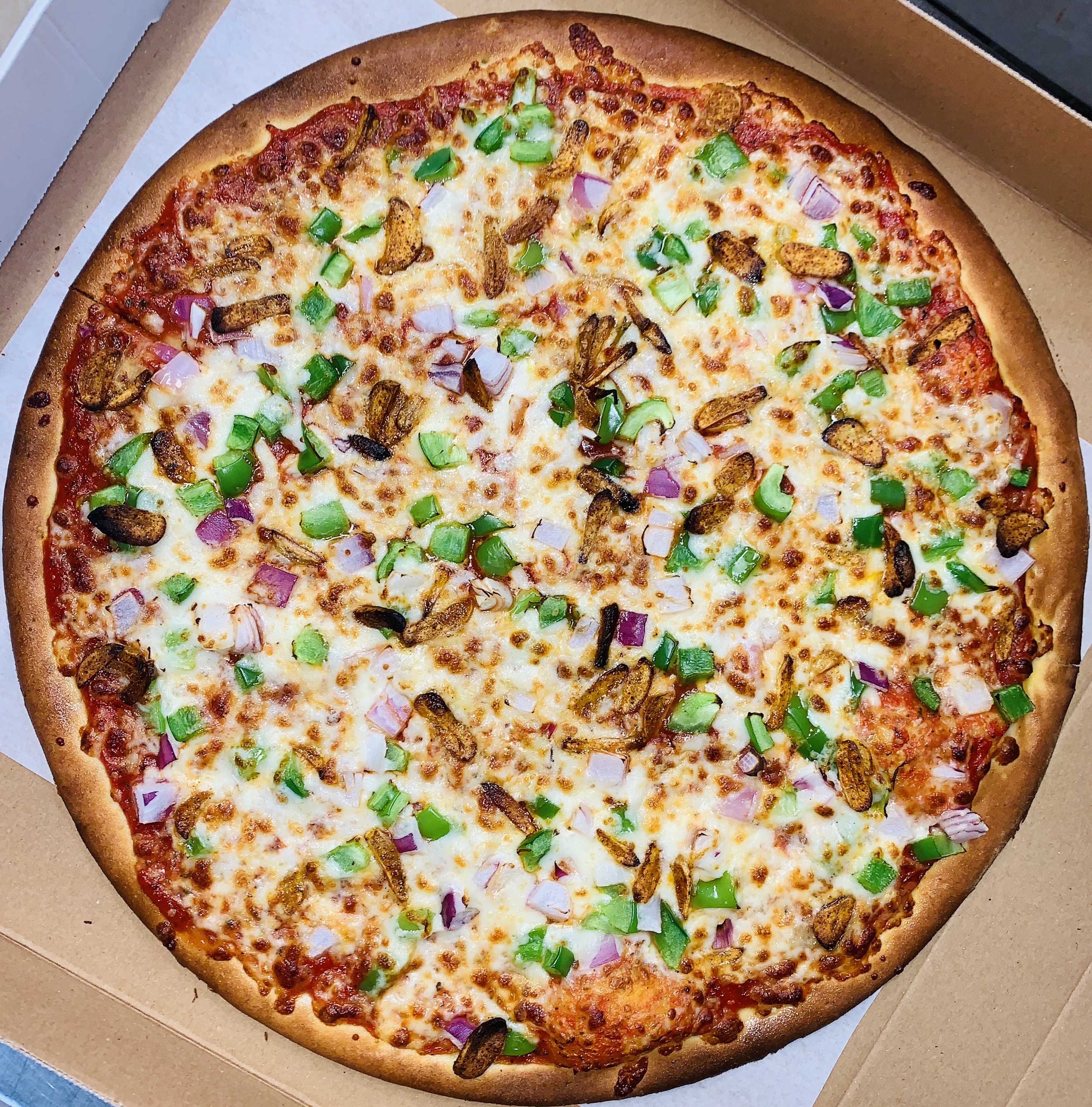 Order Garlic Veggie Pizza food online from Jimmy Tomatoes store, Denville on bringmethat.com