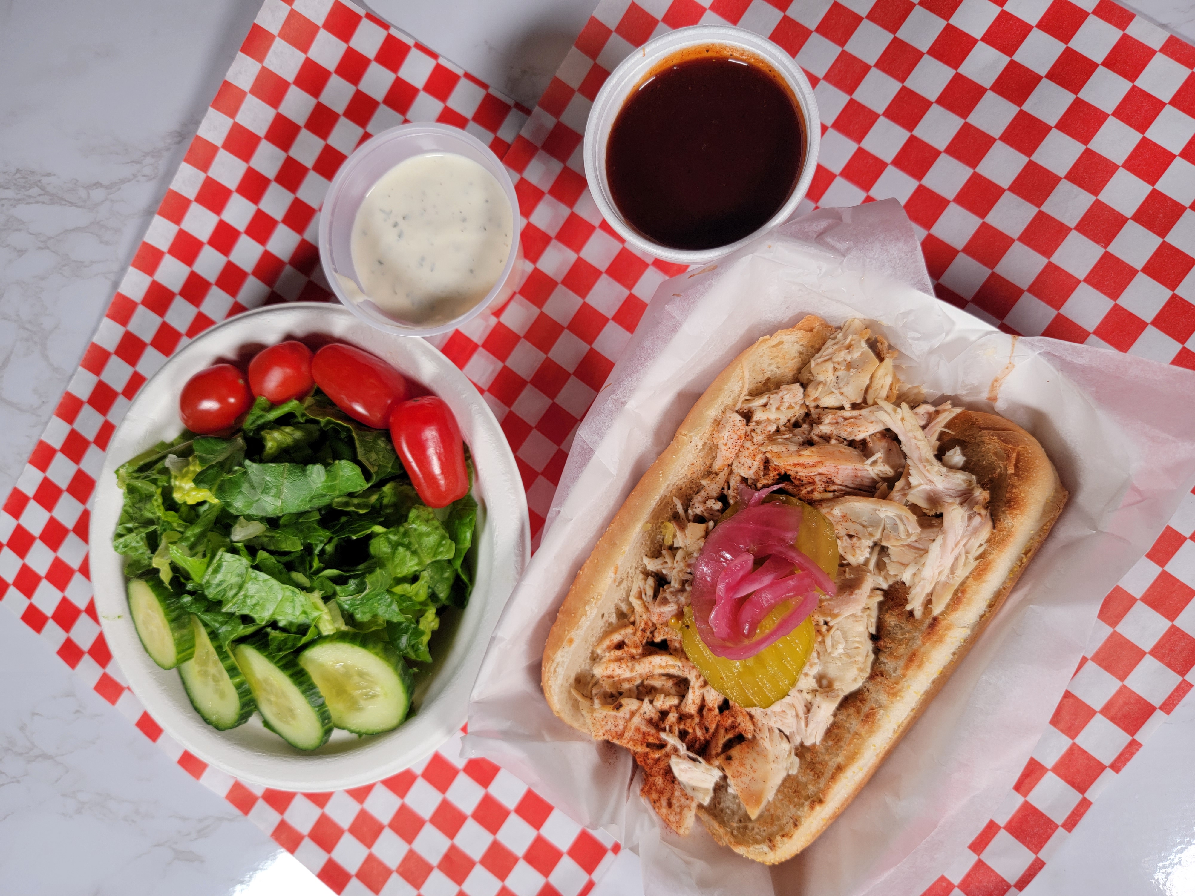 Order Smoked Chicken Sandwich Lunch food online from Cedar River Smokehouse Barbecue store, Renton on bringmethat.com