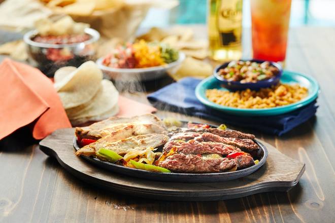 Order Full Pound Combo Fajitas food online from Blue Goose Cantina store, Mckinney on bringmethat.com
