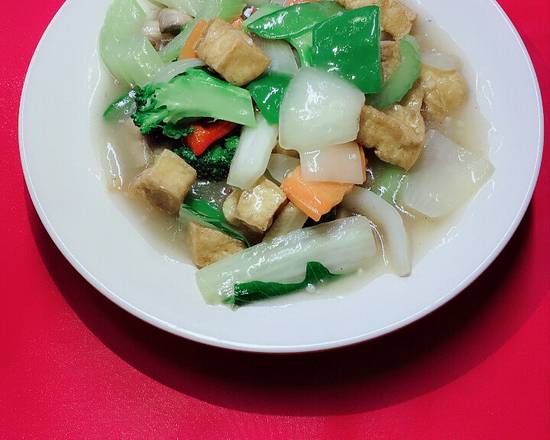 Order Deep-fried Tofu with Mixed Vegetable food online from Lam's Pearl City store, ROSEVILLE on bringmethat.com